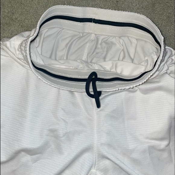 🏀Men’s Nike Shorts🏀 - Picture 3 of 5